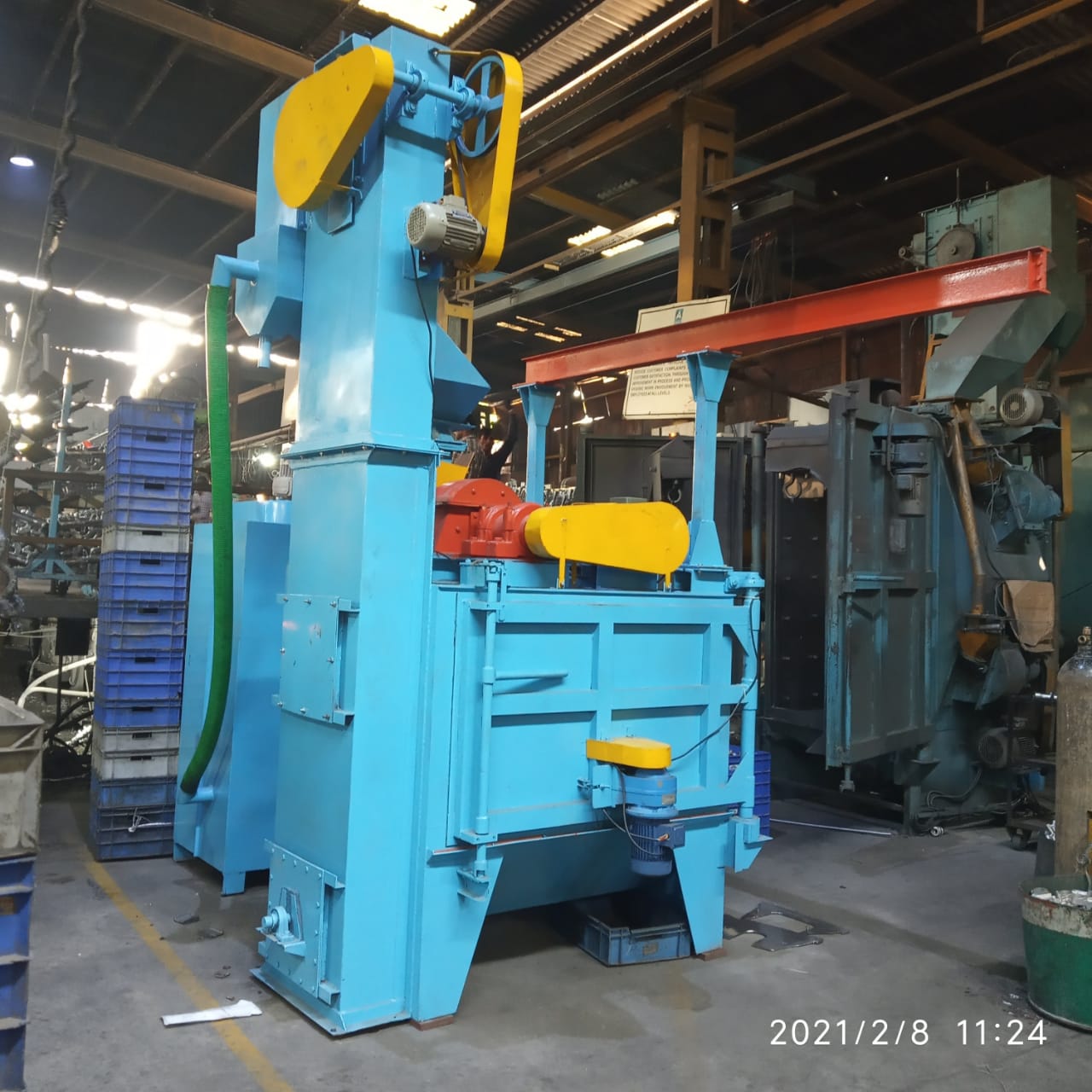 Swing Table Type Shot Blasting Machine